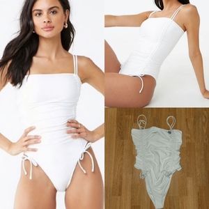 🤍Nwt Forever 21 white ruched one piece swimsuit